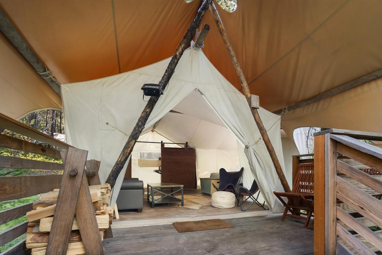 Under Canvas Glacier Coram Exterior foto