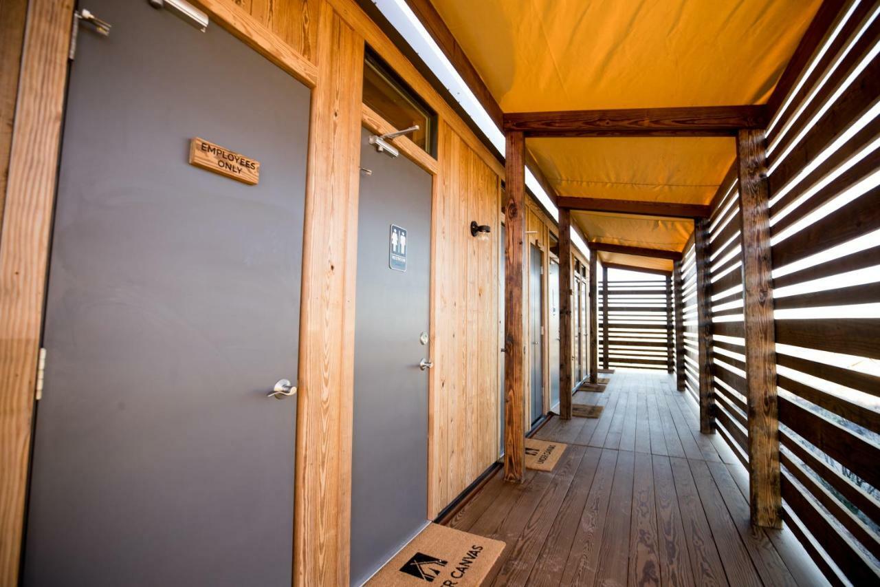 Under Canvas Glacier Coram Exterior foto