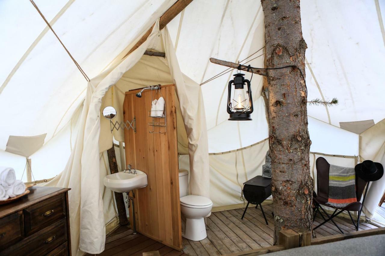 Under Canvas Glacier Coram Exterior foto