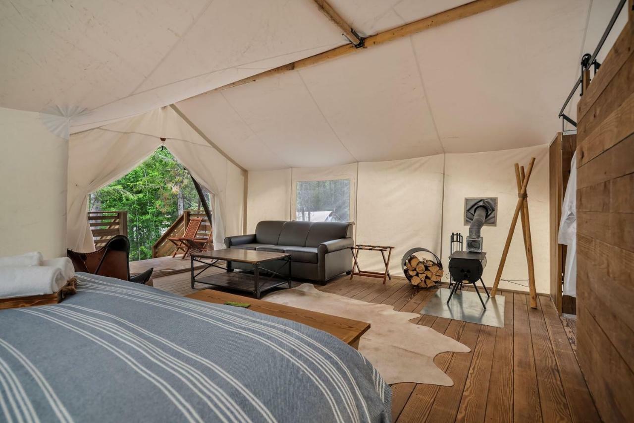 Under Canvas Glacier Coram Exterior foto